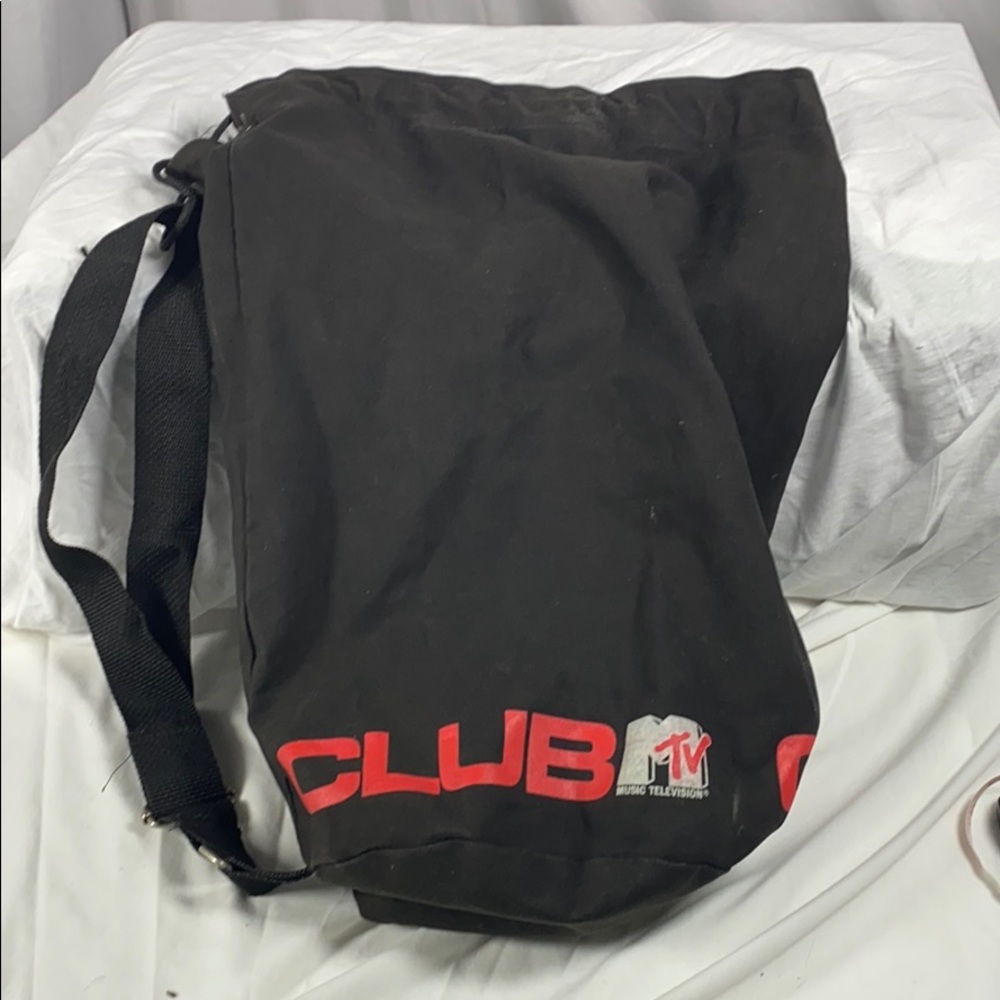 Club MTV Vintage Sling Duffle RARE - Picture 1 of 6